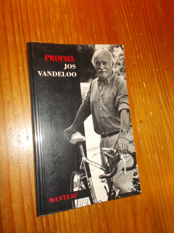 RED.- - Profiel Jos Vandeloo.