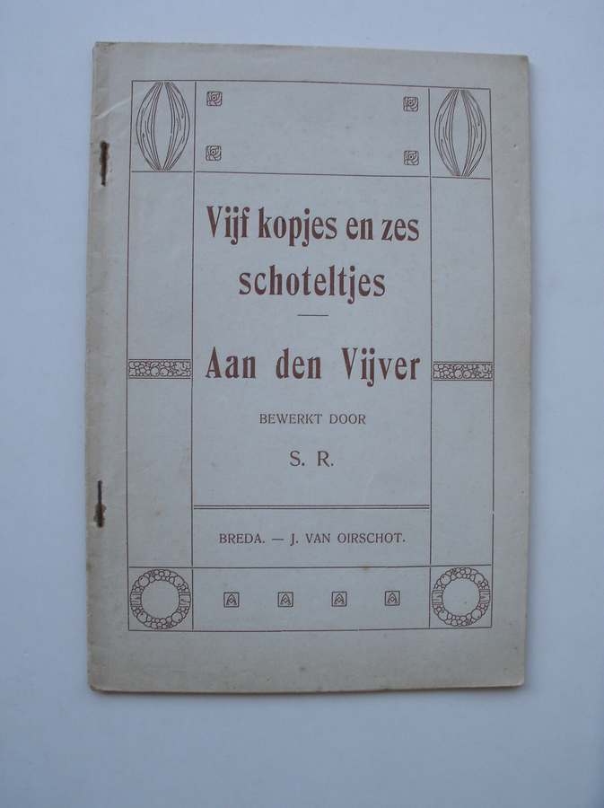 S.R. (bew.), - Vijf kopjes en zes schoteltjes. Aan den vijver.