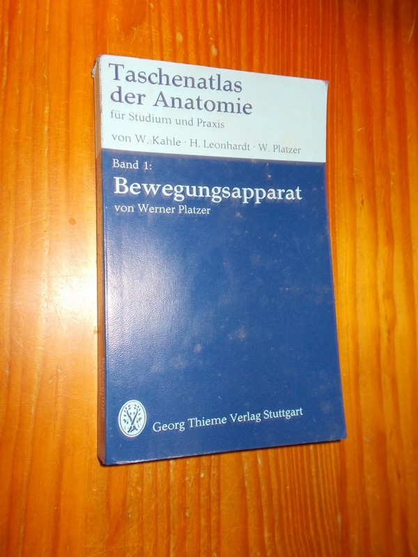 KAHLE, W. (a.o.), - Taschenatlas der Anatomie. Band 1. Bewegungsapparat.