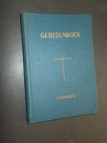 (Lourdes). - Lourdes. Practische wenken en raadgevingen voor de Lourdespelgrimtocht. Verzameling van gebeden en gezangen (..).