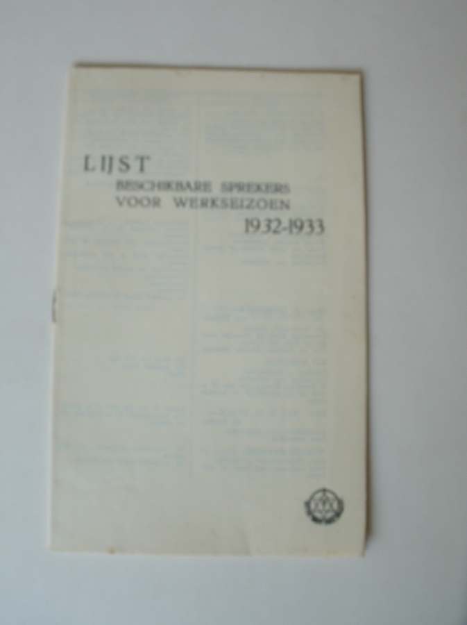 nn. - (theosofie) Lijst beschikbare sprekers voor werkseizoen 1932-1933.
