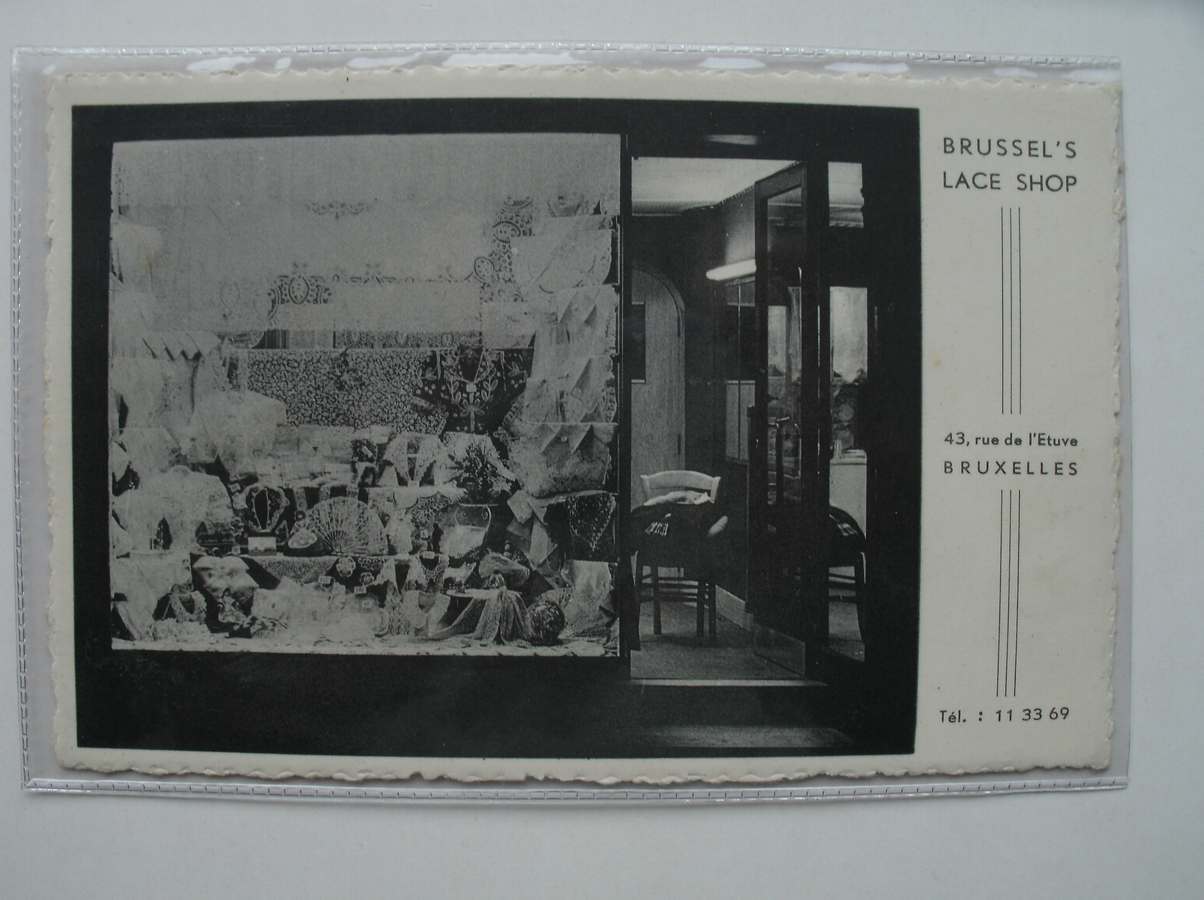 postcard. ansichtkaart. postkarte. - Brussel`s lace shop. 43 Rue de l`Etuve.