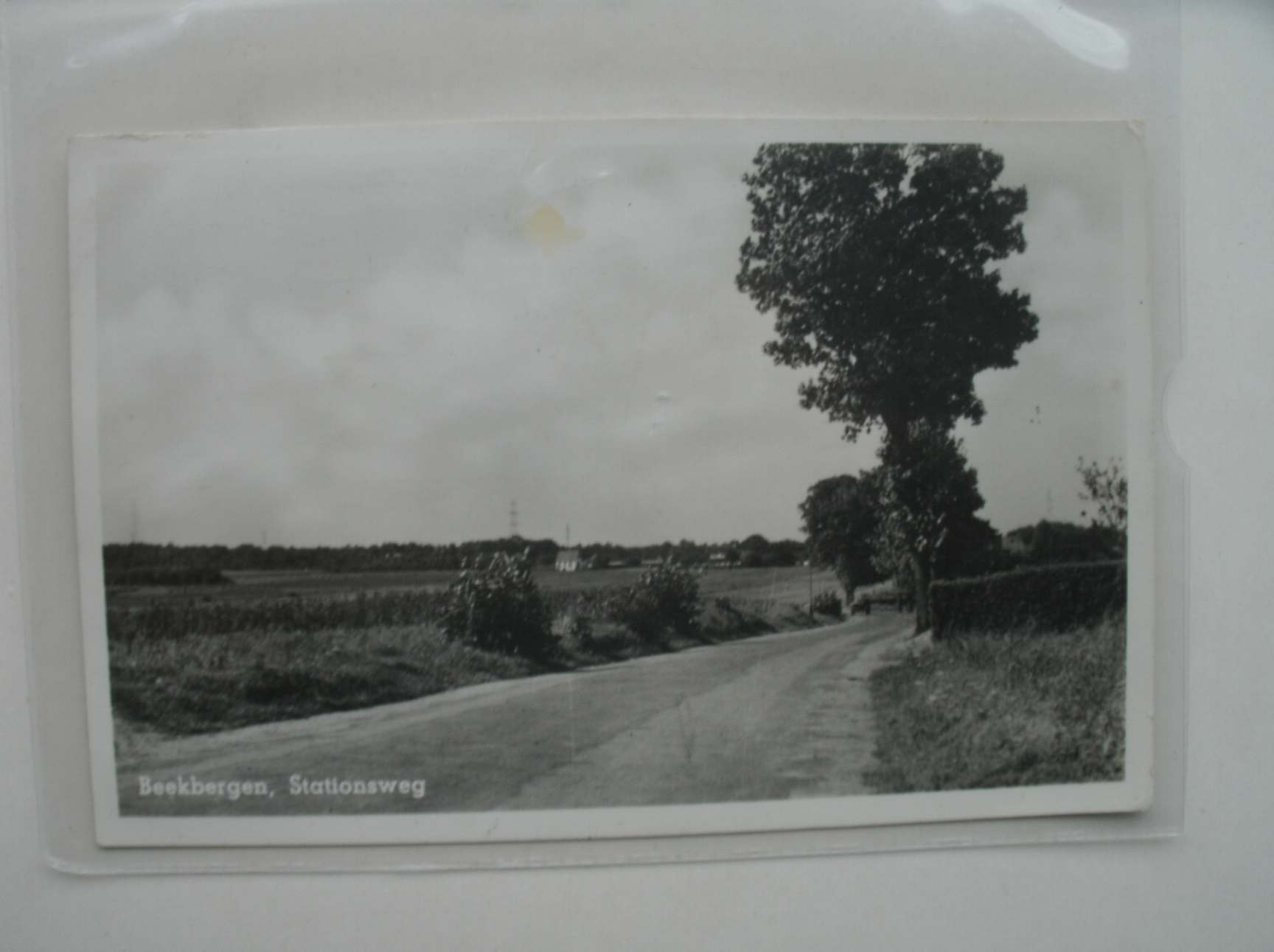 postcard. ansichtkaart. postkarte. - Beekbergen. Stationsweg.