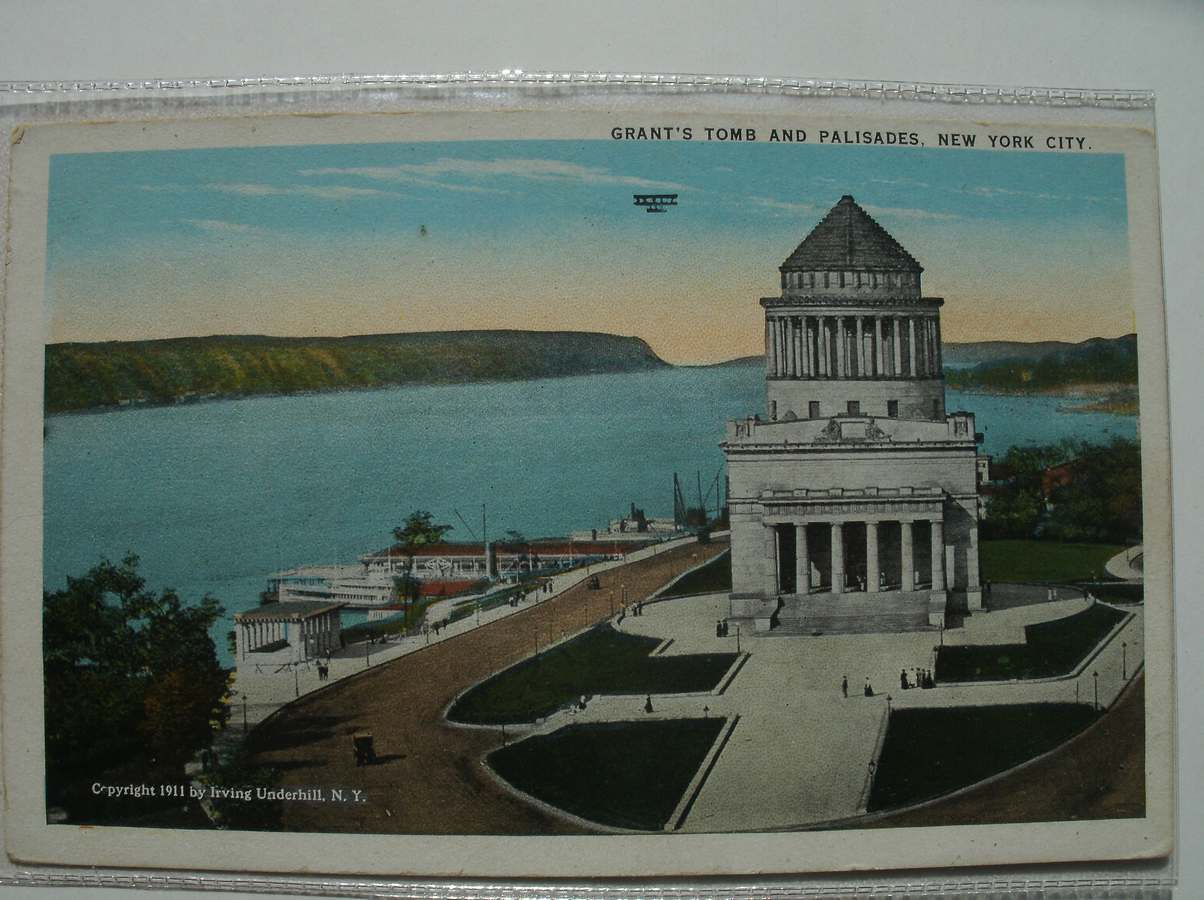 postcard. carte postale. postkarte. - Grant`s tomb and palisades New York city.