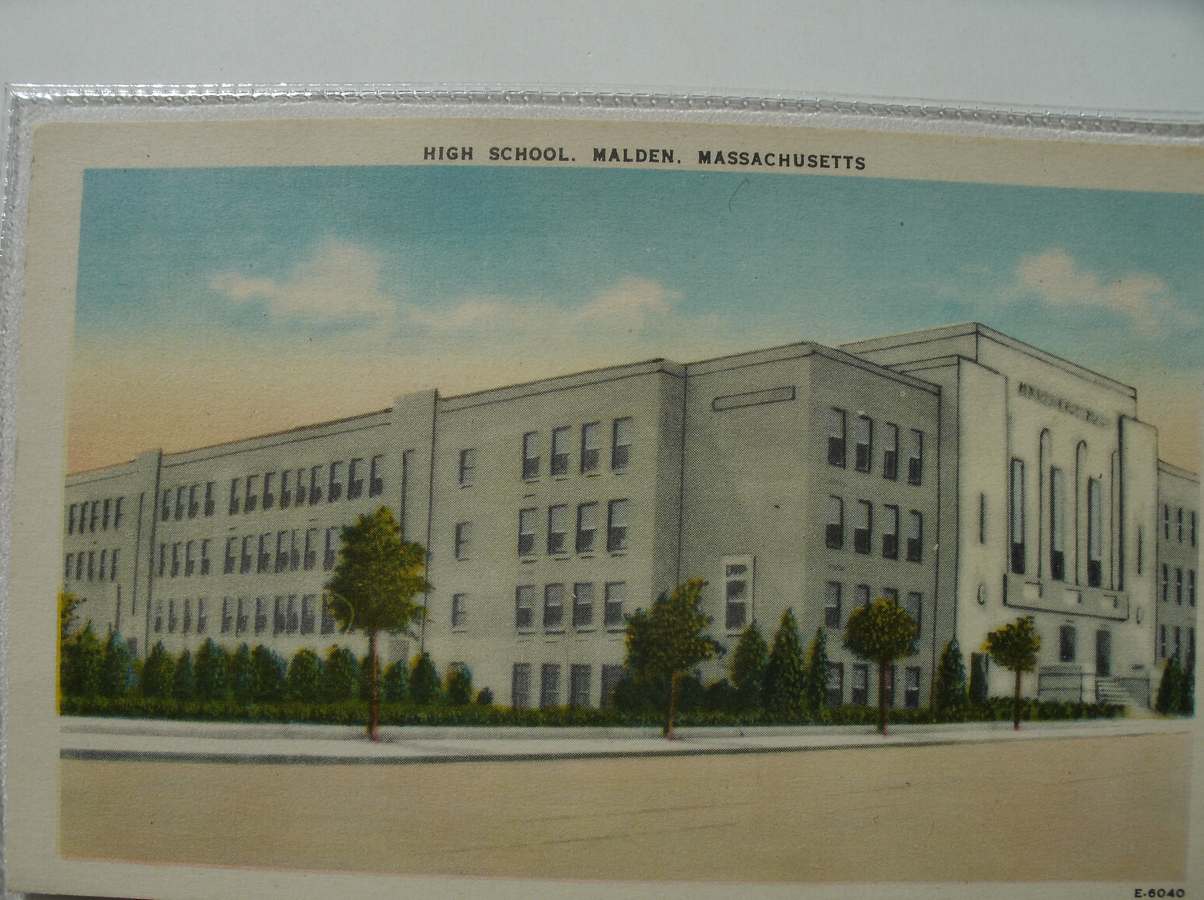postcard. carte postale. postkarte. - High School. Malden. Massachusetts.