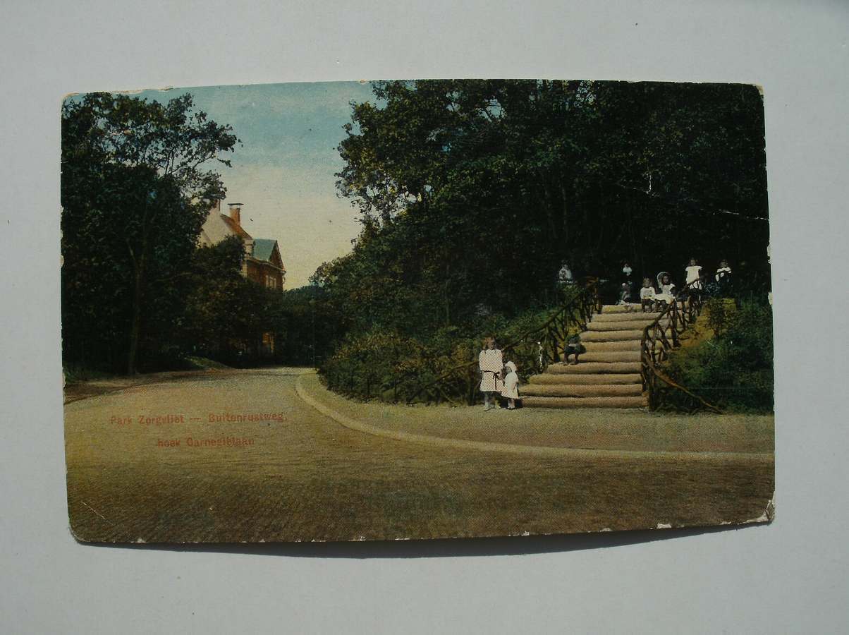 postcard. ansichtkaart. postkarte. - Den Haag. Park Zorgvliet, Buitenrustweg hoek Carnegielaan.