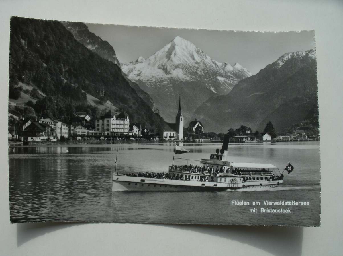 postcard. ansichtkaart. postkarte. - Fluelen am Vierwaldstattersee mit Bristenstock.
