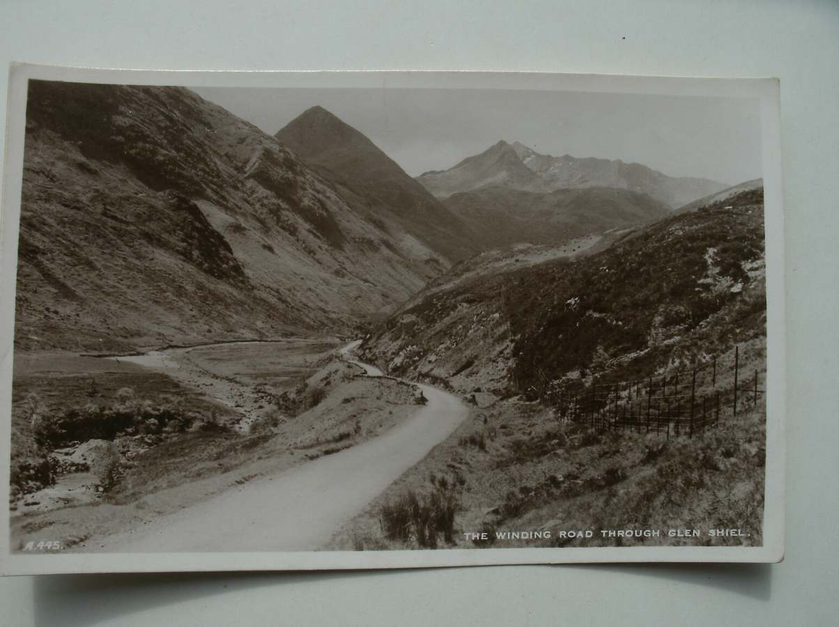 postcard. ansichtkaart. postkarte. - The winding road through Glen Shiel.