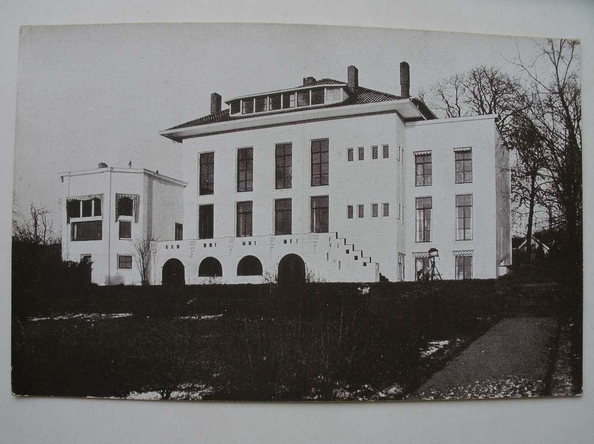 postcard. ansichtkaart. postkarte. - C.S. Oolgaardthuis te Arnhem, bondshuis v/d V.C.S.B. en V.C.J.B.