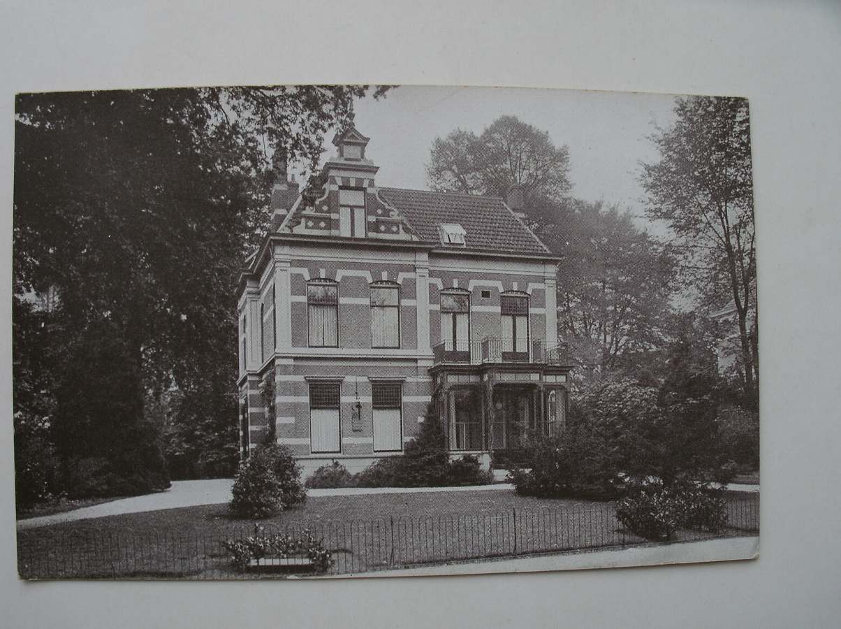 postcard. ansichtkaart. postkarte. - VPRO studio gebouw te Hilversum, `s Gravelandseweg 65.