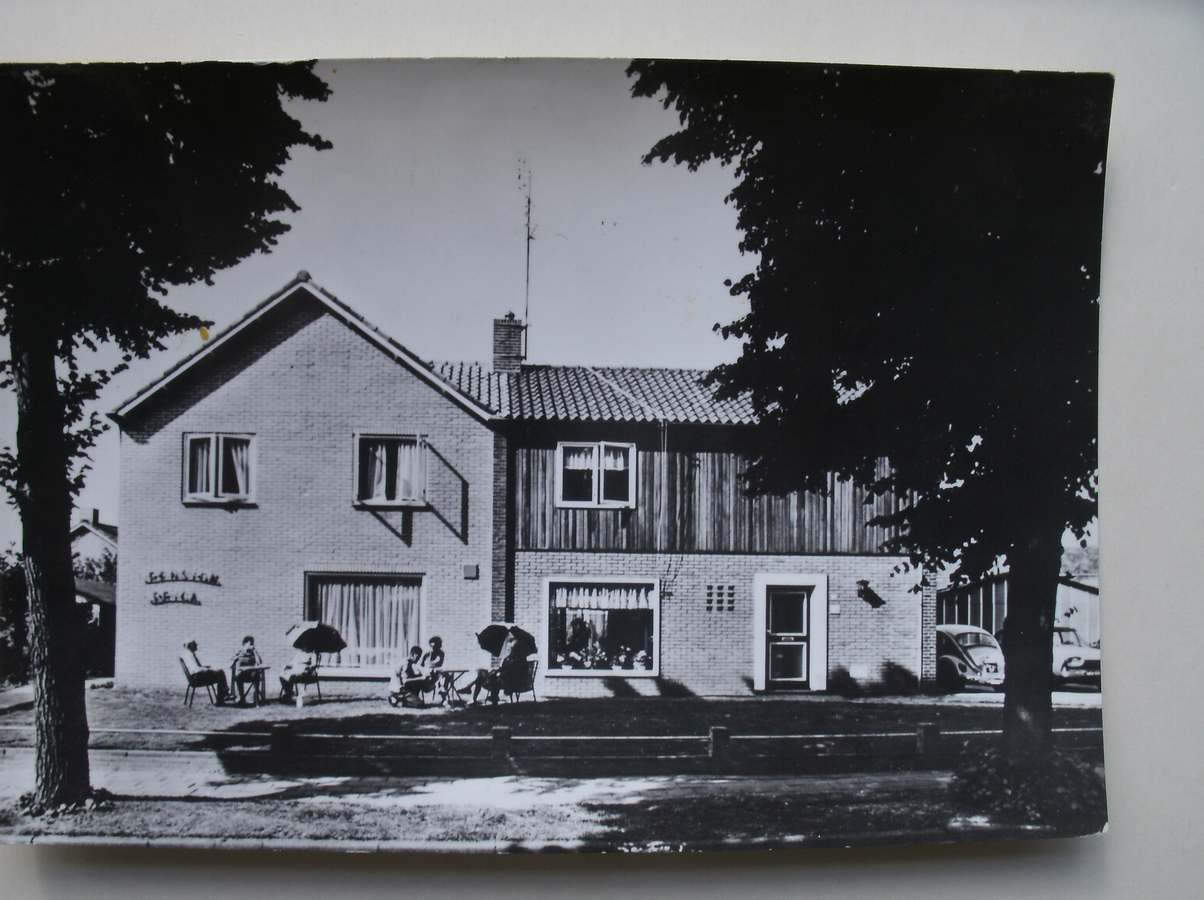 postcard. ansichtkaart. postkarte. - Pension Erica. Rheden.