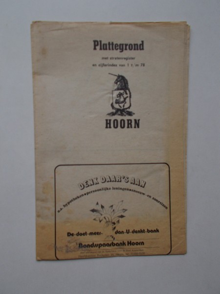 map. kaart. - Plattegrond Hoorn. Met stratenregister.