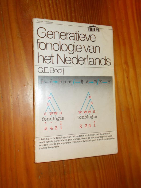BOOIJ, G.E., - Generatieve fonologie van het Nederlands.