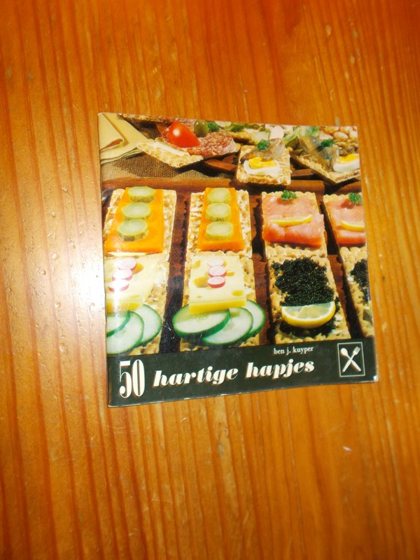 KUYPER, BEN J., - 50 hartige hapjes.
