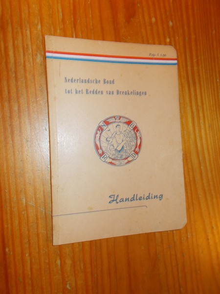 red. - Handleiding ten dienste van het onderwijs in het zwemmend redden.