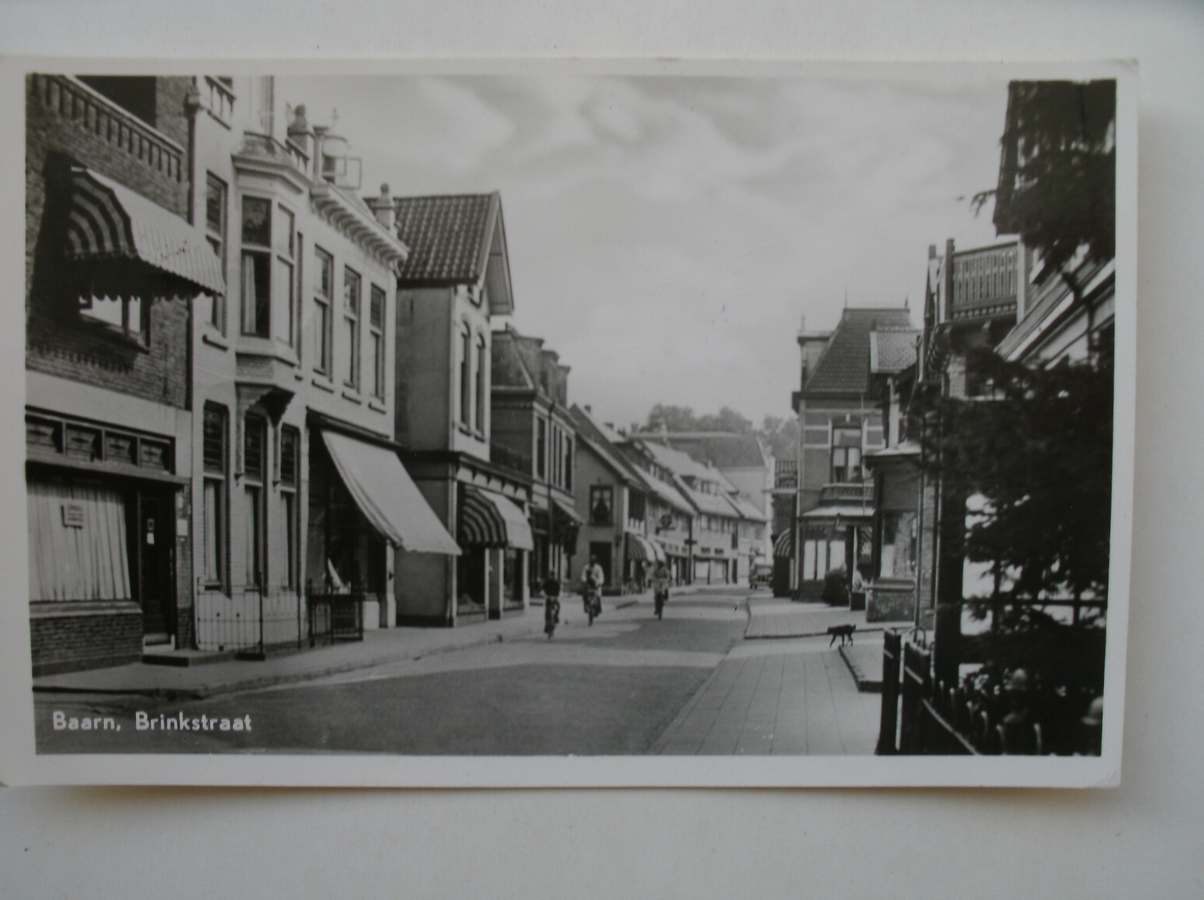 postcard. ansichtkaart. postkarte. - Baarn. Brinkstraat.
