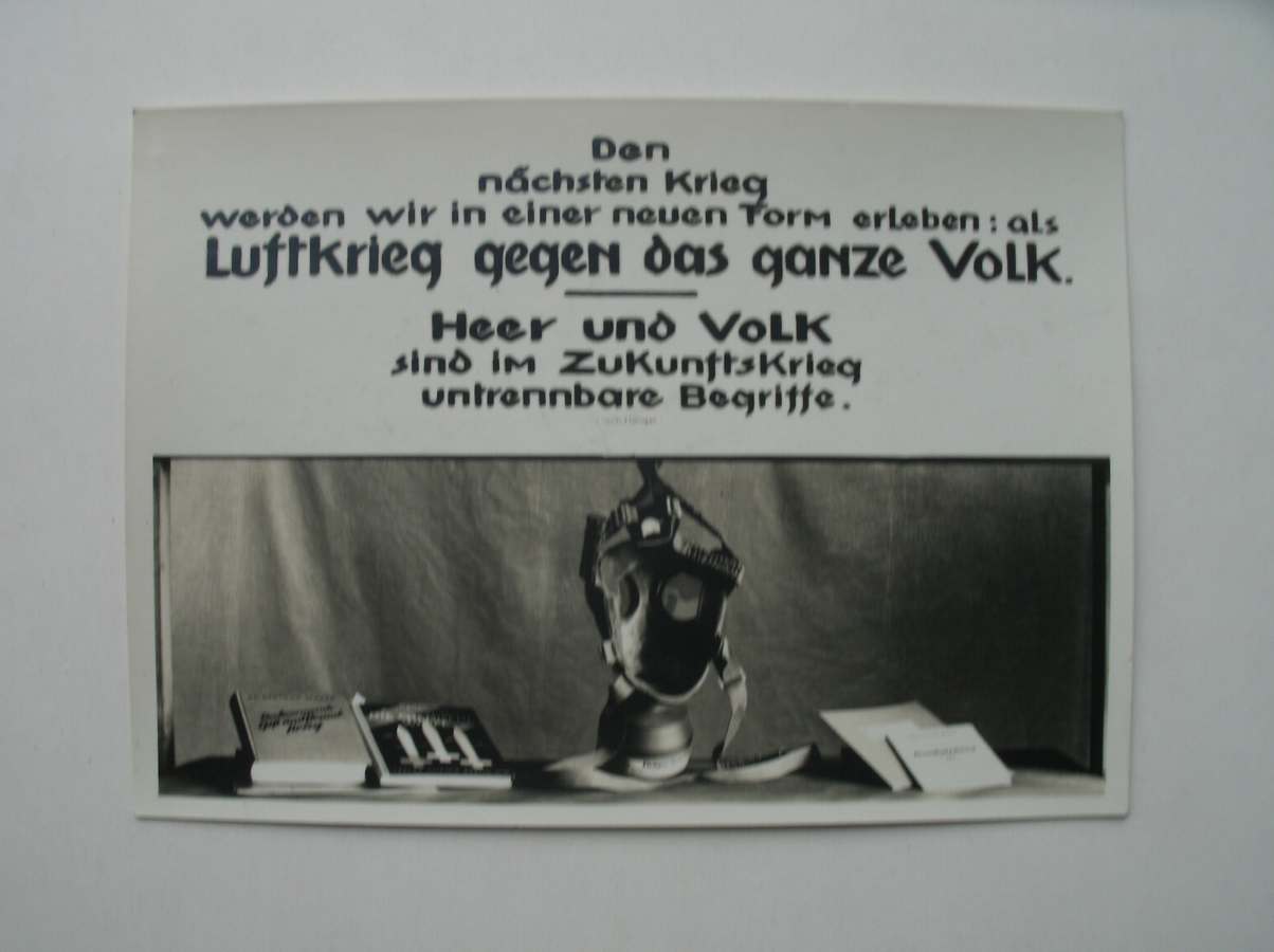 ansichtkaart. postcard. postkarte. - Den nachsten Krieg werden wir in einer neuen Form erleben (..).