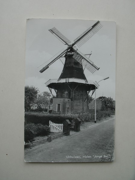 postcard. ansichtkaart. postkarte. - Uithuizen. Molen Jonge Jan.