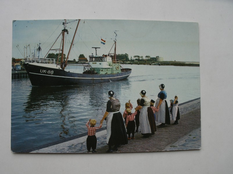 postcard. ansichtkaart. postkarte. - Groeten uit Urk. Van zee terug.