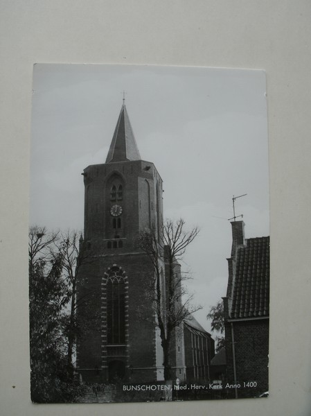 postcard. ansichtkaart. postkarte. - Bunschoten. Ned. Herv. Kerk anno 1400.