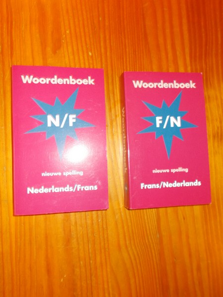 red. - Woordenboek Frans / Nederlands. Nederlands / Frans.