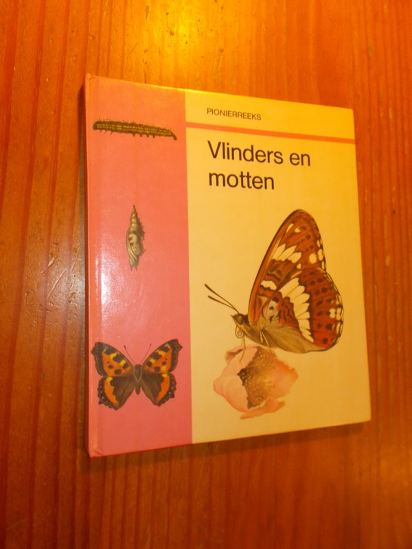 THOMSON, RUTH (red.), - Vlinders en motten.