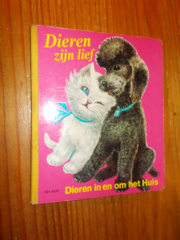 red. - Dieren zijn lief. Dieren in en om het huis.