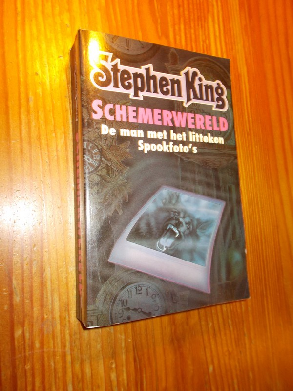 KING, STEPHEN, - Schemerwereld.