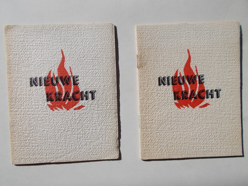 red. - Nieuwe kracht. Bundeltje gebeden en psalmen.